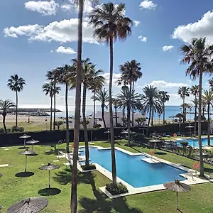 Duquesa Superb Seafront Marina Real 305 Manilva